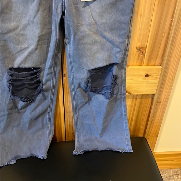 Zenana Outfitters Wide Leg Crop Jeans in Dark Blue - Picture 5 of 12